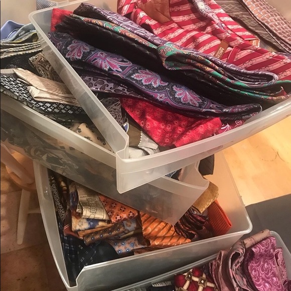 Over 200 Neck-Ties 👔👔👔 $20 or 3 for $50 - Picture 7 of 7